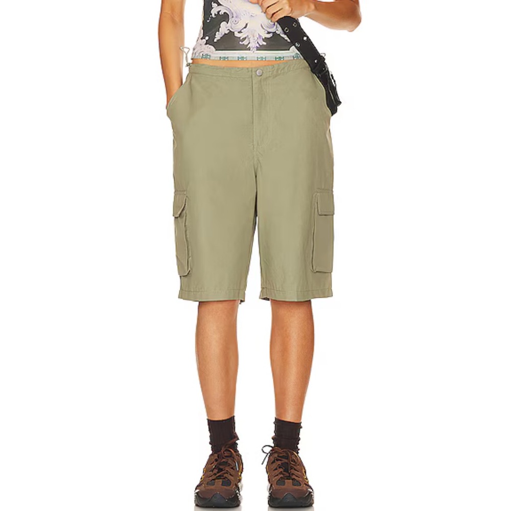 NWT REVOLVE X SUPERDOWN "LANA SHORTS" IN OLIVE- XS